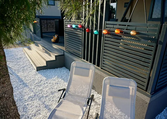 بيت للعطل Homes With Pool -