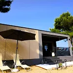 Homes With Pool - 드라게