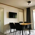 펜션 Homes With Pool - *