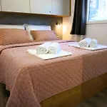 펜션 Homes With Pool - *