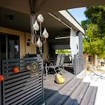 Homes With Pool - 펜션 *
