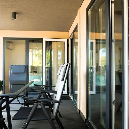 Homes With Pool - Premiumholidays -