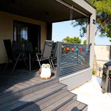 Homes With Pool - Premiumholidays - *