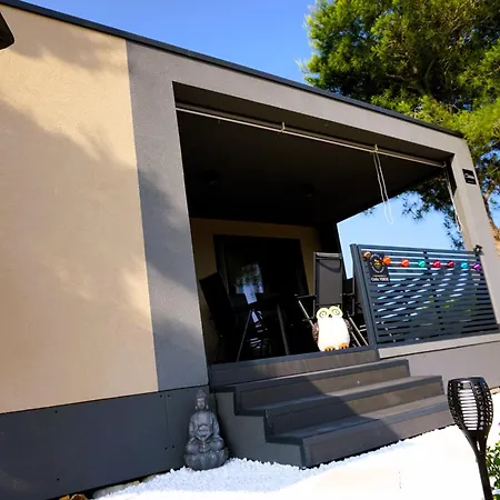Homes With Pool - Premiumholidays -
