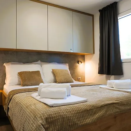 Holiday home Homes With Pool - Premiumholidays - Drage